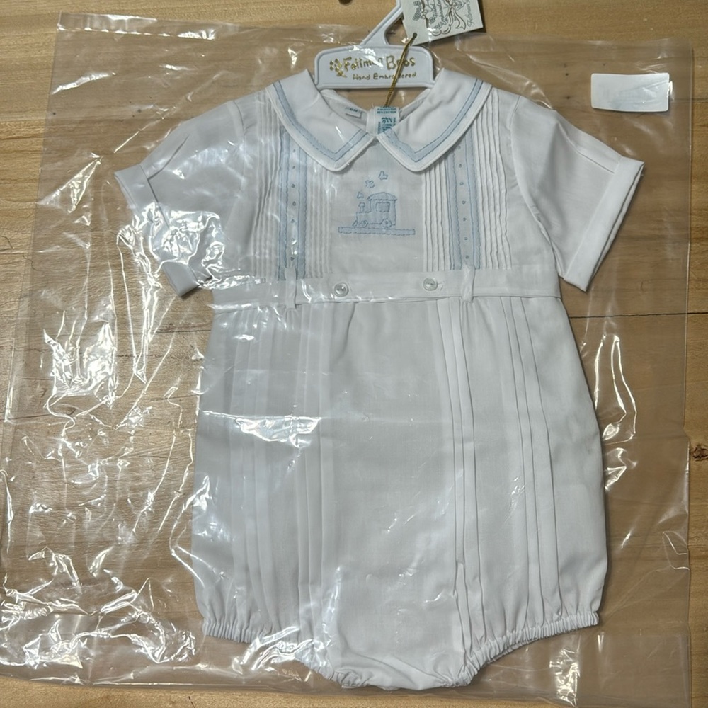 Feltman Brothers Creeper bubble 6 month Train white NWT